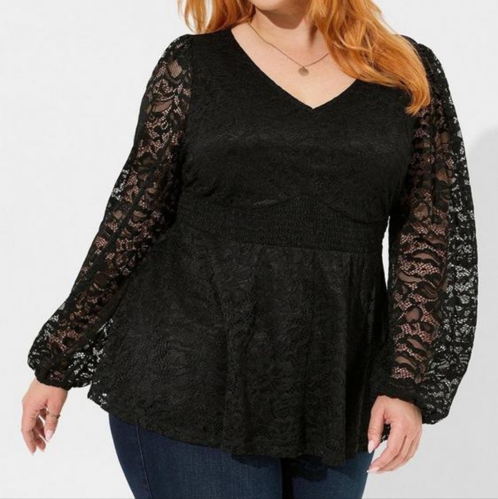 Torrid Size 0 Stretch Lace V-Neck Smocked Waist Long Sleeve Babydoll Top